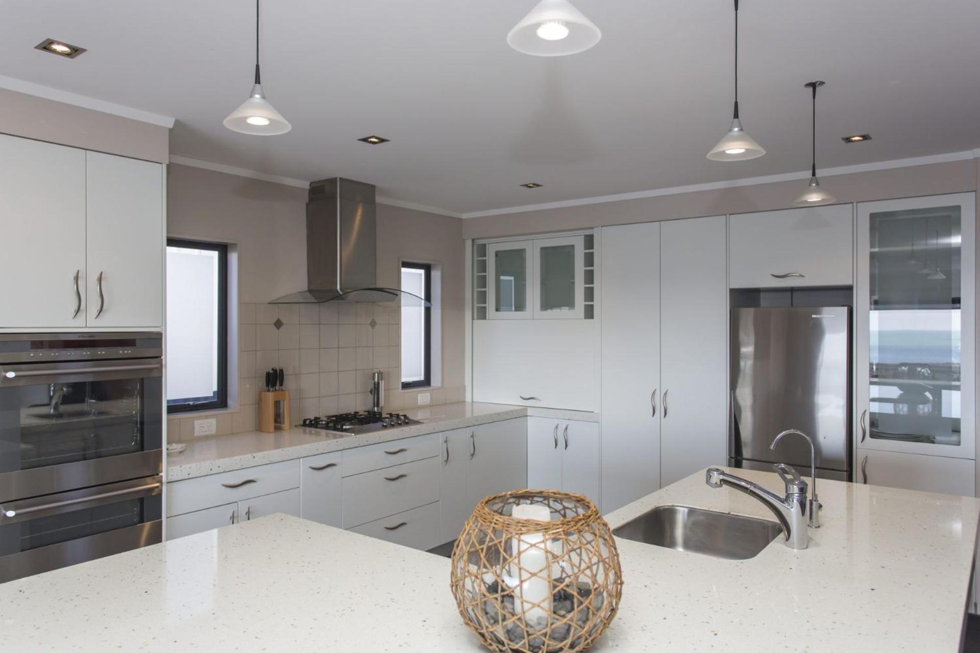 Villa The Waterfront Escape New Plymouth Exterior foto