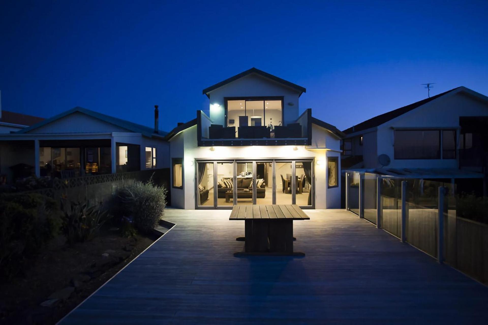 Villa The Waterfront Escape New Plymouth Exterior foto